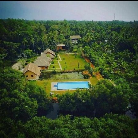 Happy Man Village Bentota Exterior photo