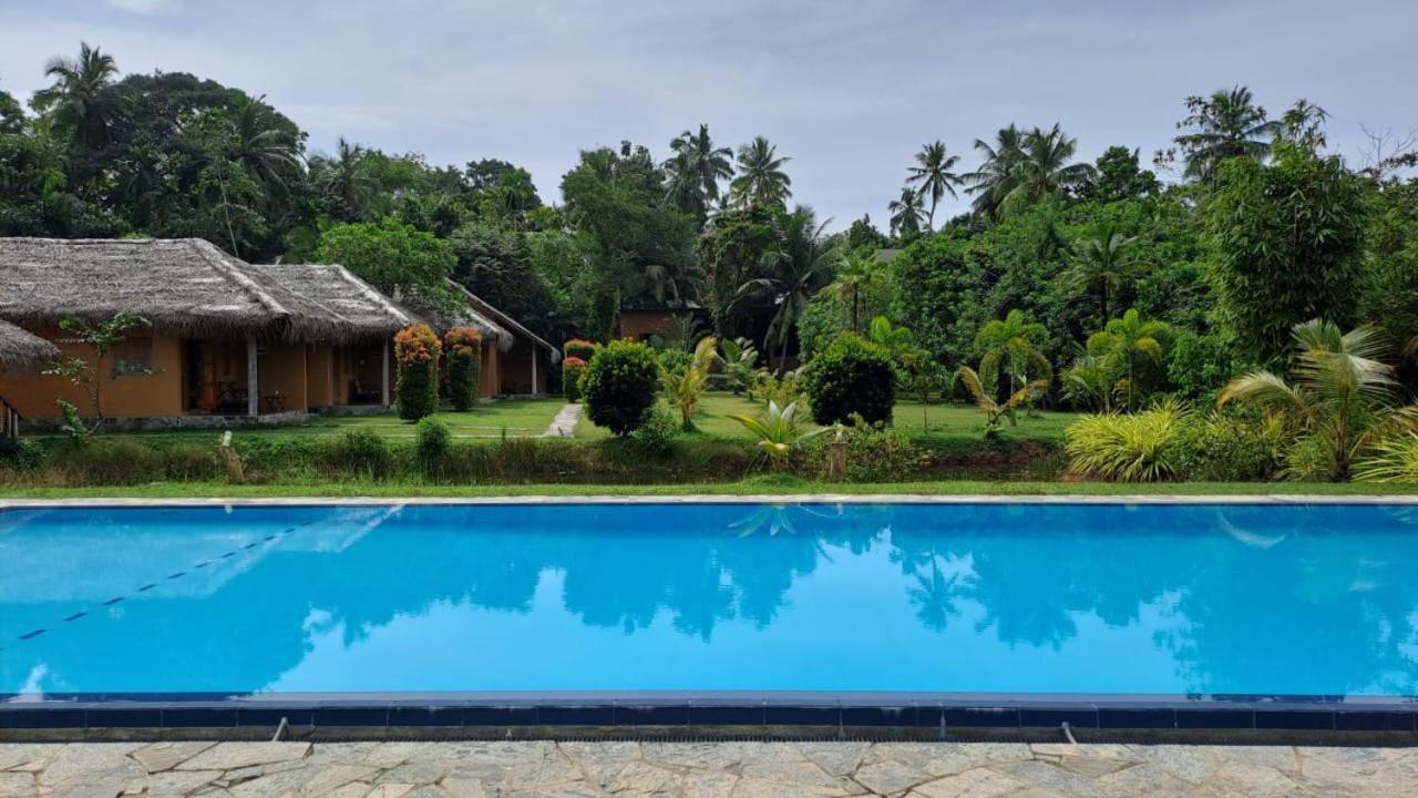 Happy Man Village Bentota Exterior photo